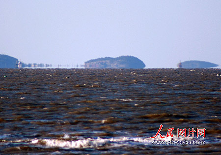 烟台蓬莱出现“海滋”奇观,蓬莱烟台现壮观“海滋”现象