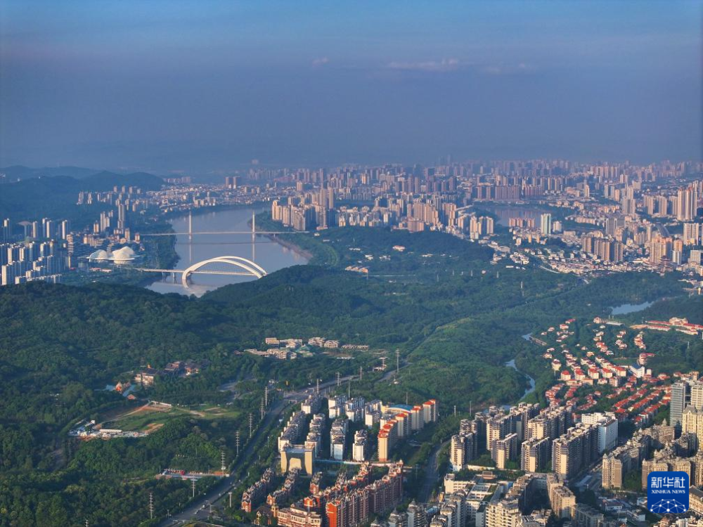 岑溪最新航拍｜“岑溪高空瞰景”